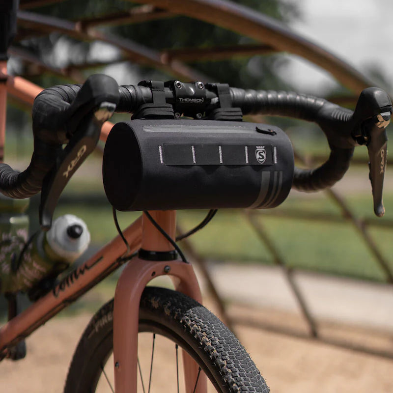 Grinta Handlebar Bag Black