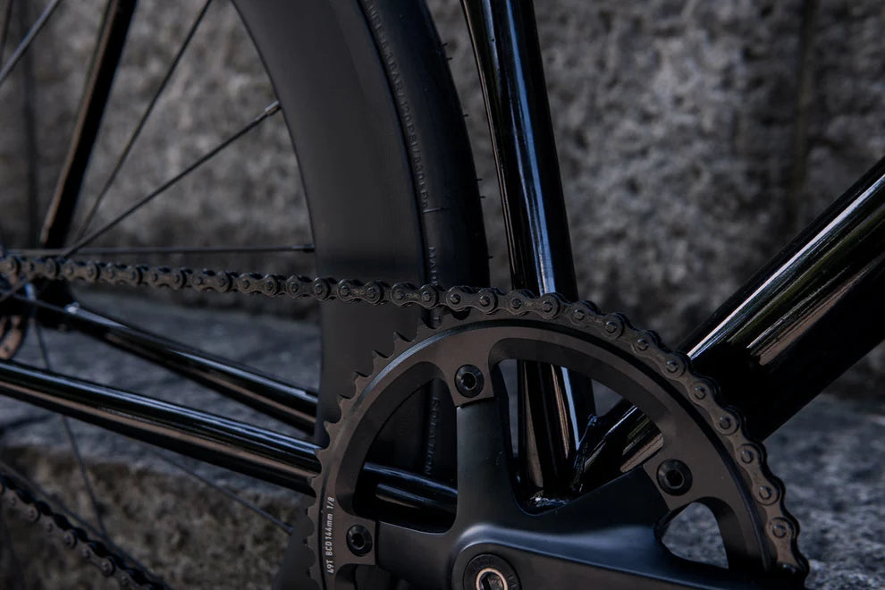 Izumi Mash - Black Chain