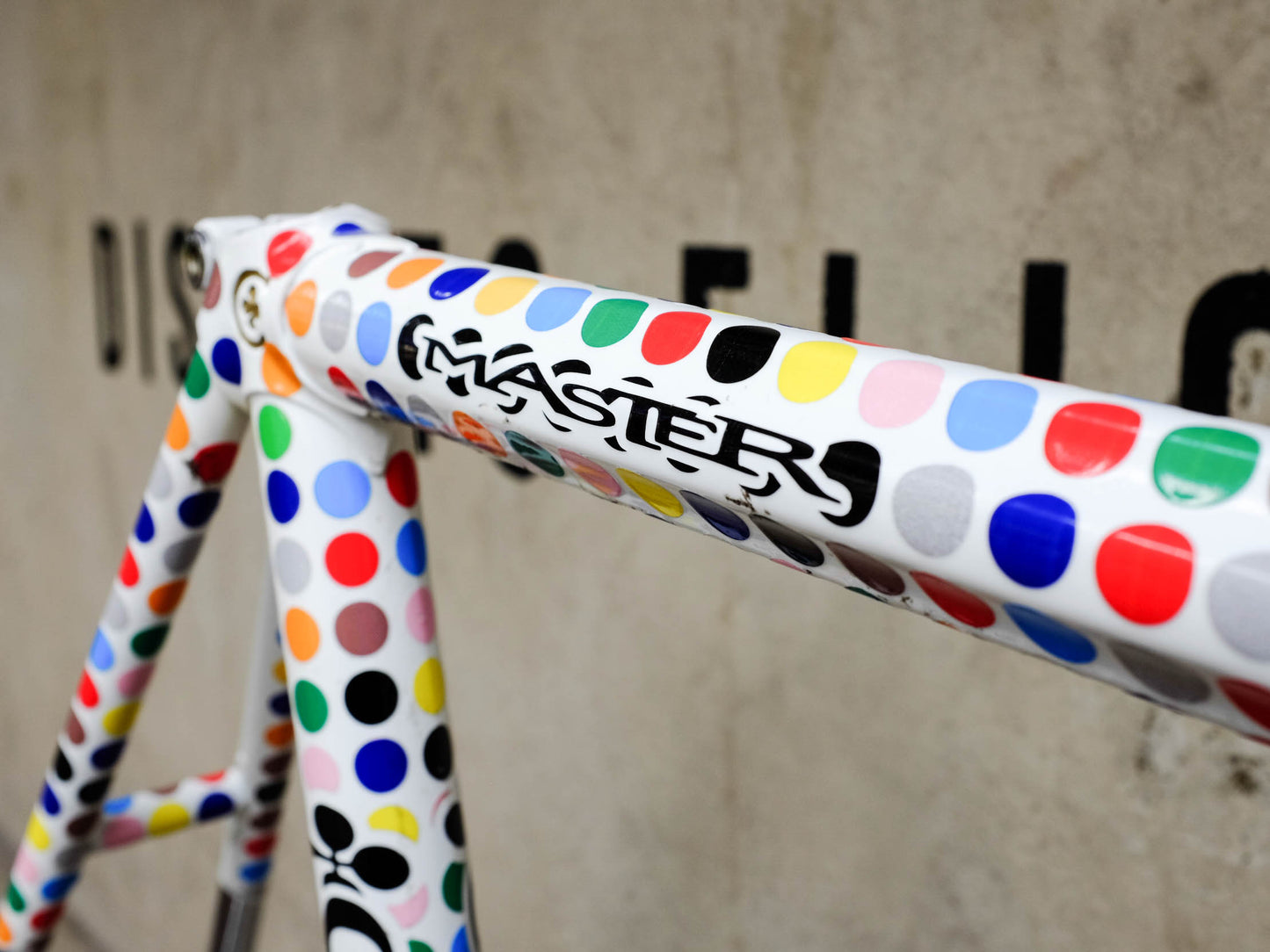 Futura 2000 x ¨La Carrera¨ Frameset